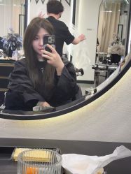 -SWANK SALON
