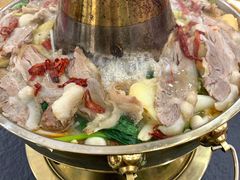 -撒拉人家.酸菜牦牛肉火锅