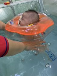 -嗨游宝贝婴幼儿水育馆(缤格汇店)