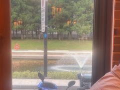 -大龙辣火锅·龙虾·烧烤(湖滨新天地店)