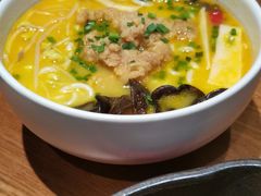 -云海肴·汽锅鸡·云南菜(天山百盛优客店)