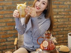 -想见你(咖啡·茶饮·甜品·江汉路店)