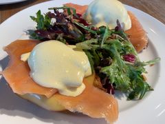 -ROAST coffee & eatery