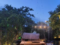 -花溪雨·森林餐厅(石基店)