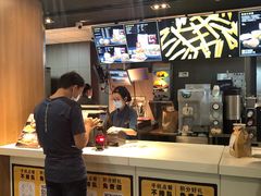-麦当劳(宝山大厦店)