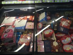 -农工商超市(临汾路店)