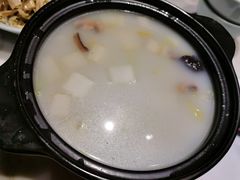 贡丸炖白菜-小吊梨汤·北京菜·烤鸭(鸟巢店)