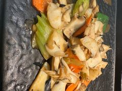 -渔荷食町·铁板烧料理(崂山万象汇店)