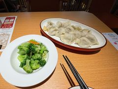 炝拌西兰花-天怡興·百年蒸饺(中心书城店)