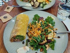 煎牛肉里脊卷饼-Moka Bros 摩卡站(西单大悦城店)