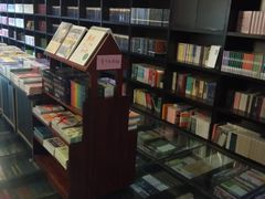 -钟书阁(松江泰晤士小镇店)