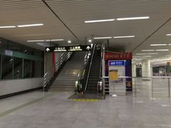 -漕溪路(地铁站)