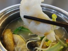 药膳汤鱼片疙瘩面-轩于鲜旋转小火锅(南禅寺店)