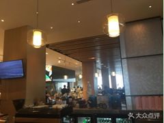 -丹东汇侨希尔顿花园酒店自助餐