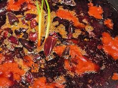 -旧街市鲜货老火锅(大光路店)