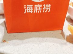 -海底捞火锅(宝龙广场夜宵主题店)