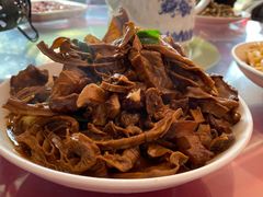 笋干烧肉-黄牛肉馆·皖南土菜