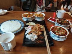 -炉小二铜锅牛蛙•川湘菜(三里屯店)