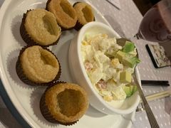 牛油果怀旧色拉-小南国(金沙江路店)