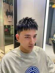 -不迫先生专业男士剪发