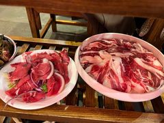 -亮欢寨酸汤鱼(沙冲路店)
