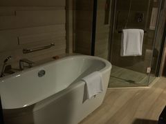 -天津梅江中心皇冠假日酒店