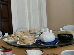 -上海玫瑰园度假酒店