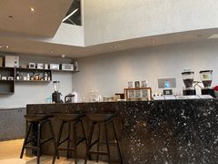 -HUG·拥抱咖啡(郑州宝龙广场店)