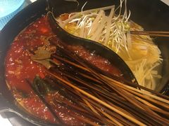 -钢管厂五区小郡肝串串香(奥克斯广场锦城万达店)