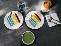 彩虹蛋糕-ADO KAFE(大学城店)