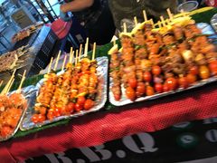 -席娜卡琳火车铁道夜市