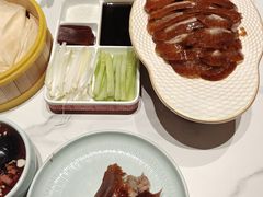 -梅利汴京烤鸭•开封豫菜地标店(东大街店)