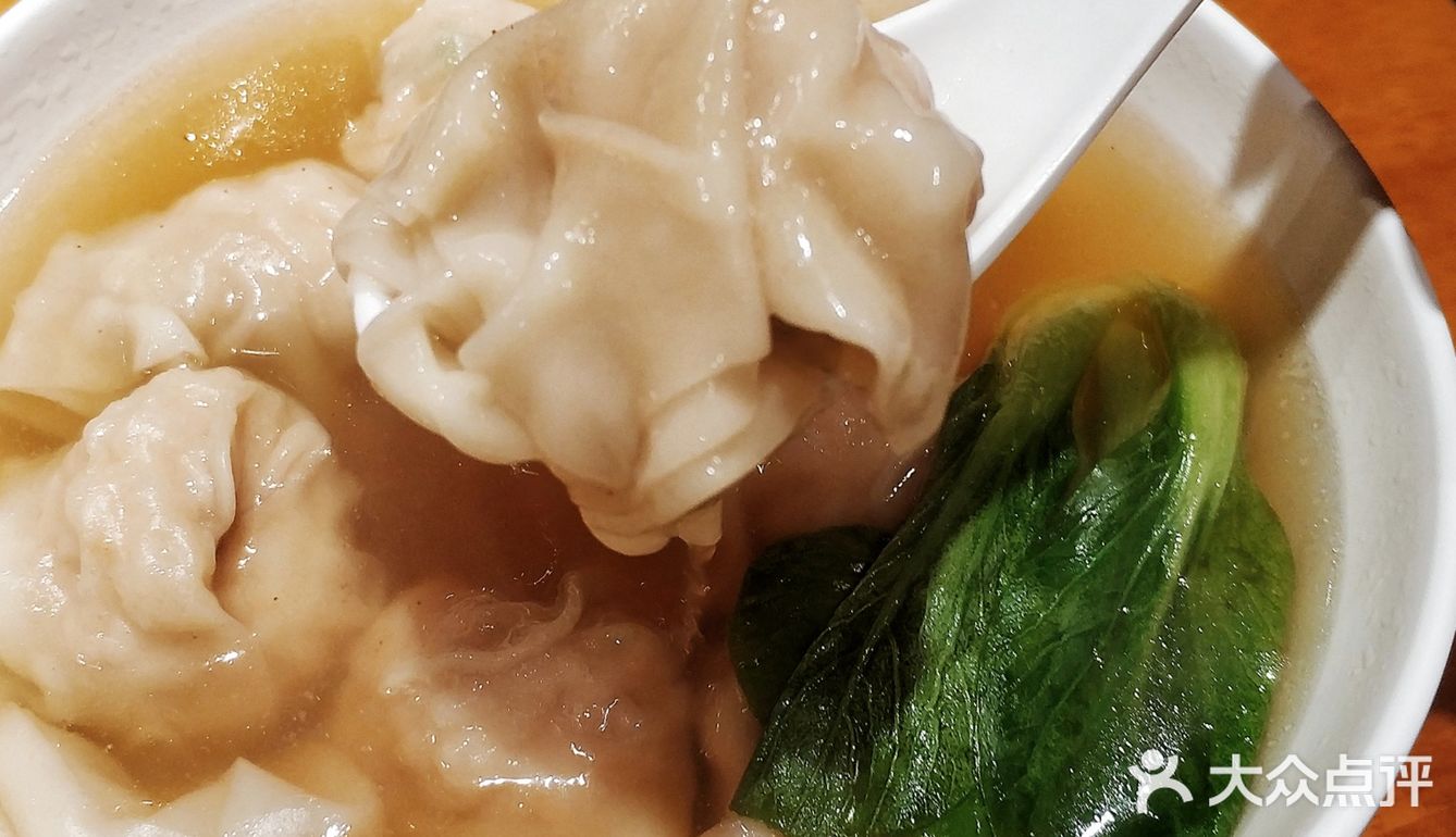 避风塘做法的虾饺，吃过吗[调皮]