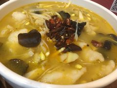 -捞鱼儿·酸菜小鱼(双塔西街店)