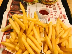 -The Habit Burger Grill 哈比特汉堡(复兴soho店)