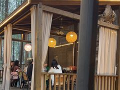 -林间山庄