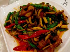 杂菌炒肉-杭州玉泉饭店-餐厅
