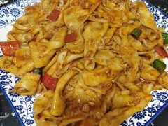 辣白菜炒猫耳朵-后卫寨猫耳朵(后卫寨店)