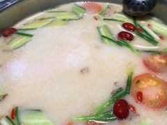 -佰人王串串香火锅(洋珠巷店)
