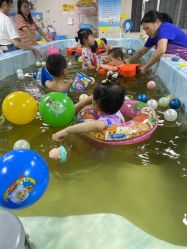 -小鸭先知婴儿游泳馆