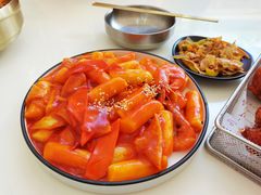 海鲜鱼饼炒米条年糕-禾谷韩餐(热带海洋学院店)