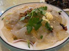 -鹤乡东北菜(崮山路店)