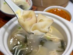-馋三尺蟹粉小笼(人民广场店)