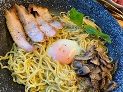 -千金一碗·宝岛一村(韩国街店)