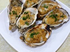 炭烤生蚝-强记湛江鸡饭店·二十七年老字号(拱北店)
