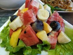 -覃记海鲜美食餐厅