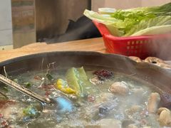 石橄榄炖鸡-洪大厨鸡煲(福田店)