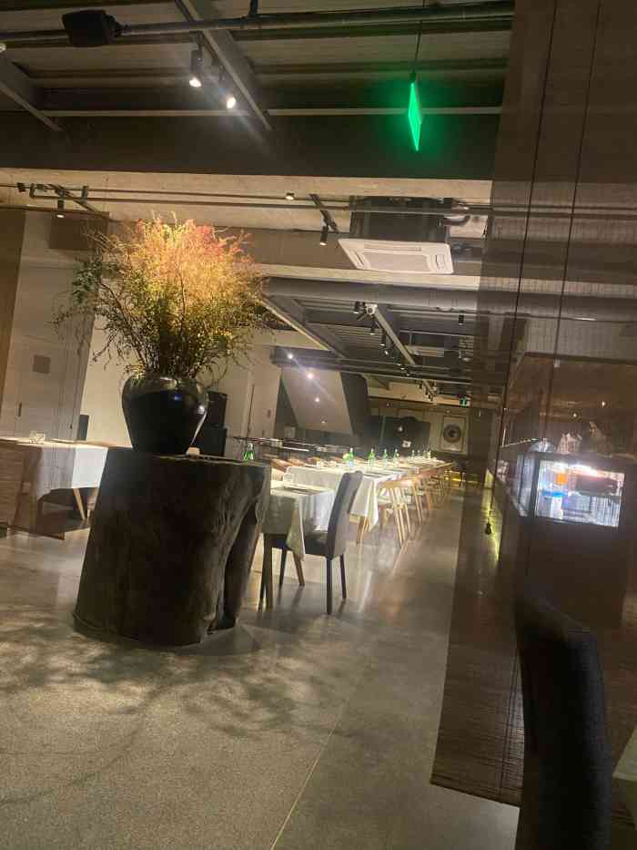 露天西餐厅(麦道店)-"打卡临平麦道大厦之02露天西餐厅94 .
