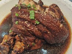 -老码头黑皮肘子锅包肉(文政街店)