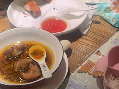 -爱碗亭·鲜炒湖南菜(壹城中心店)